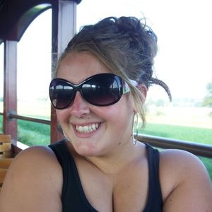 Meet your Posher, Julia